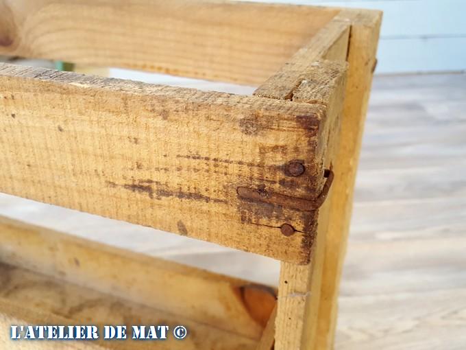 Anciennes caisses a vin