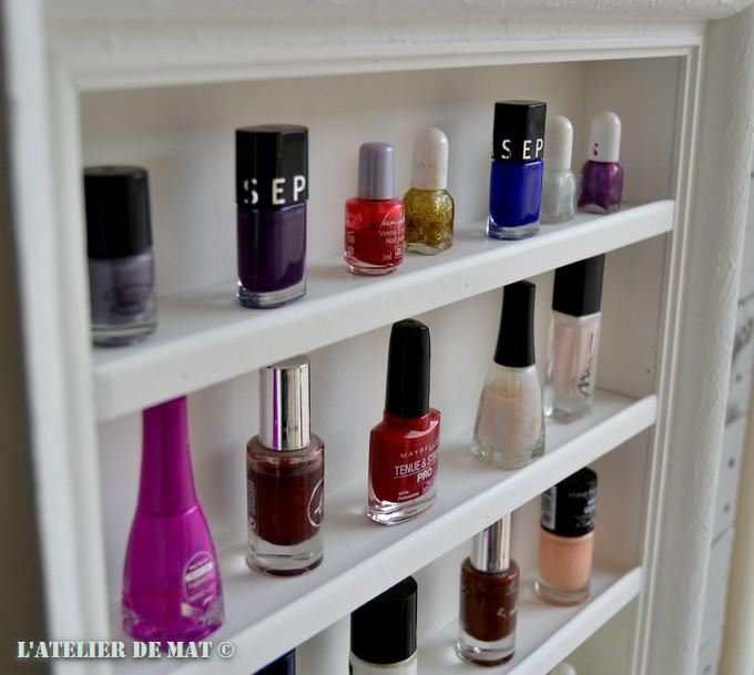 Etagere pour vernis à ongles - Shadow box for nail polish by l'Atelier de Mat