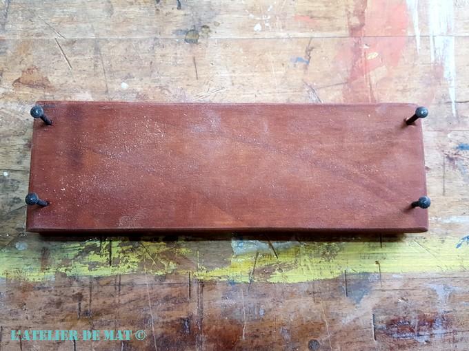 Décapsuleur mural DIY clouage Décapsuleur mural DIY clouage