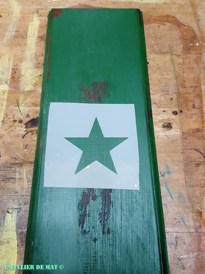 Pochoir etoile - Star stencil Pochoir etoile - Star stencil