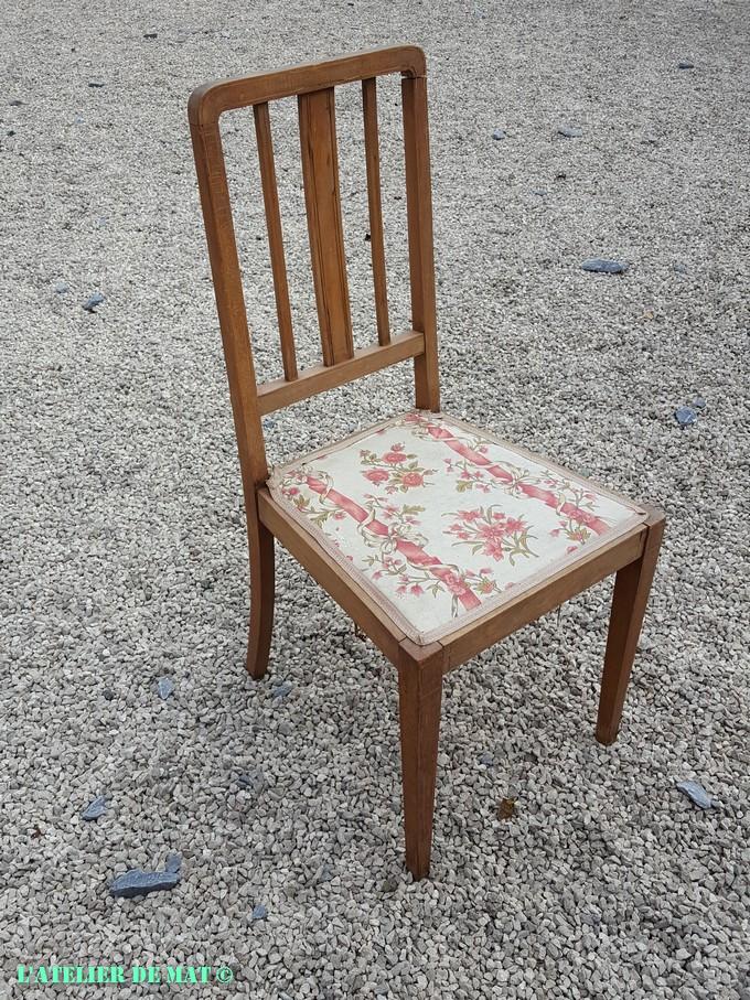 Vieille chaise - Old chair Vieille chaise - Old chair