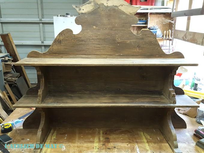 Haut de buffet decapé Haut de buffet decapé