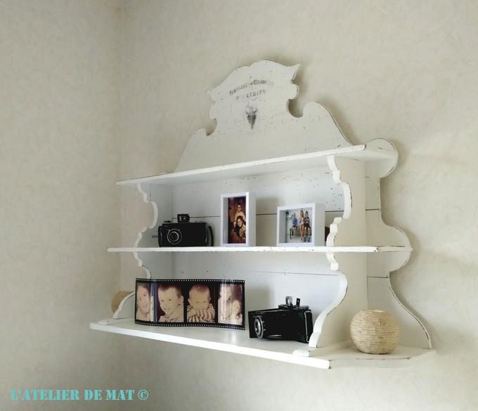 Etagere vintage blanche Etagere vintage blanche