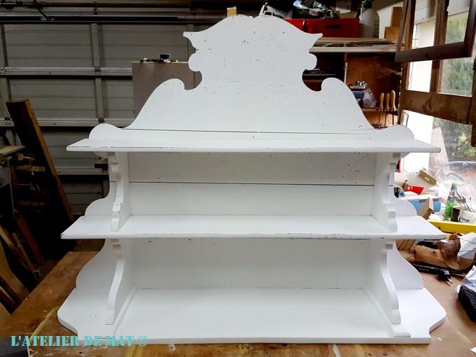 Etagere vintage repeinte Etagere vintage repeinte