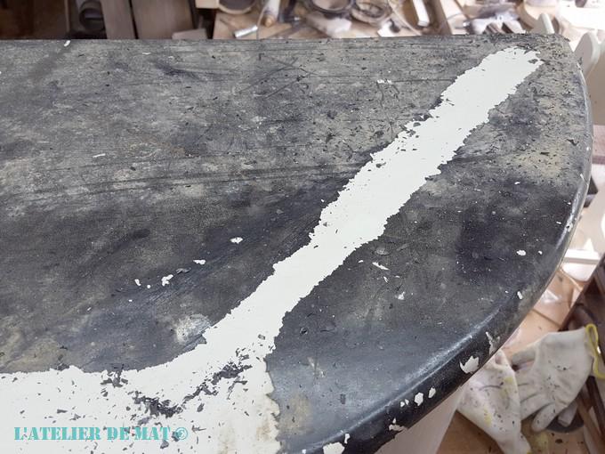 Décapage peinture commode