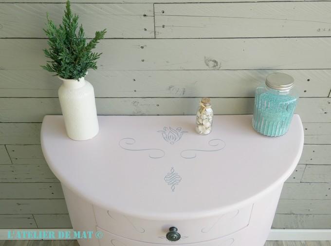 Commode Shabby Chic rose by l'Atelier de Mat