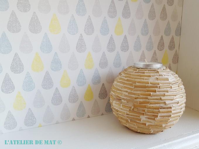 étagère avec papier peint "Goutte Bleu"