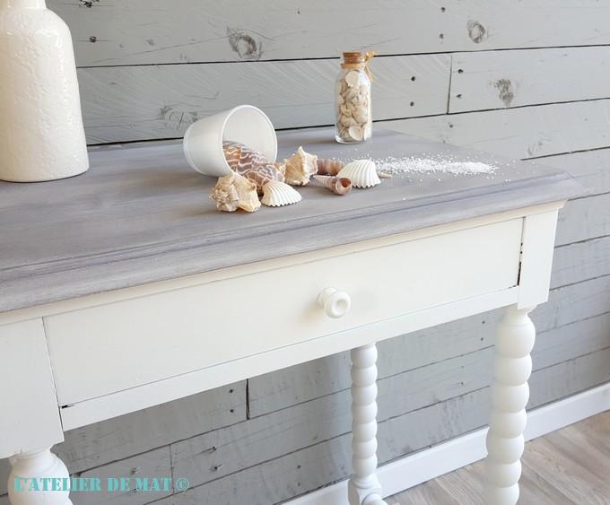 Table Louis XIII relookée 