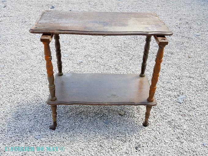 Vieille desserte abimée