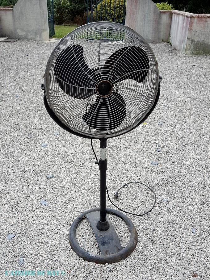 Ventilateur sur pied style indus Grand ventilateur sur pied