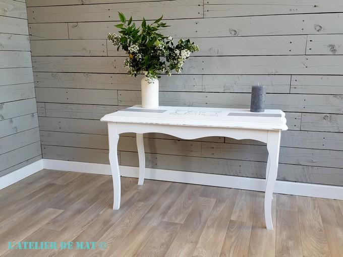 Table basse Louis XV relookée en Shabby Chic