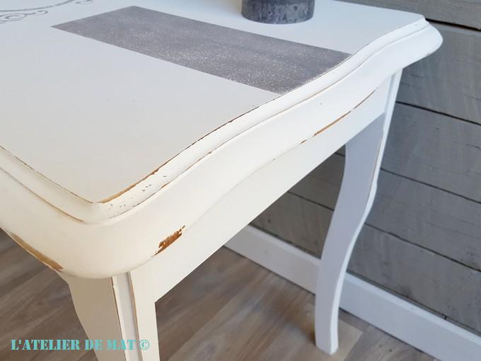 Table basse Louis XV relookée en Shabby Chic 
