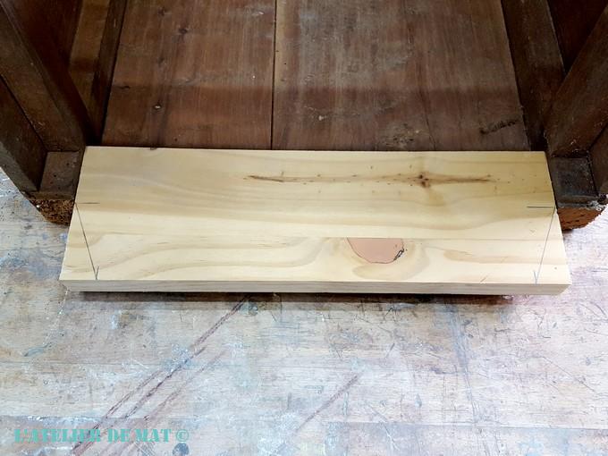 Remplacer les pieds d'un chevet