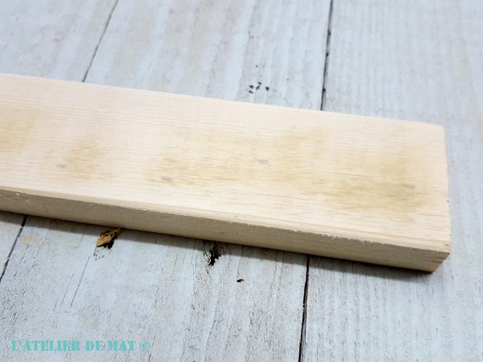 Clous et mastic a bois Clous et mastic a bois