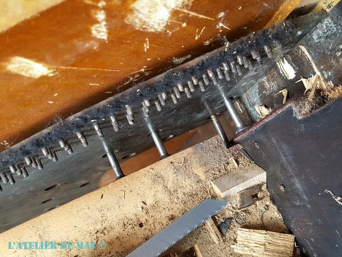 Plaque tension piano droit